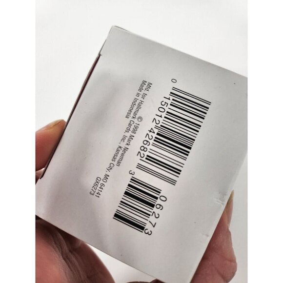 VTG 1998 Hallmark Timber Wolves At Play Majestic Wilderness Keepsake Ornament - Picture 6 of 14